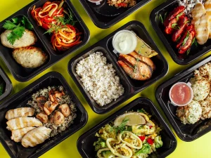 Dania z kateringu wegetariańskiego - dieta pudełkowa vege