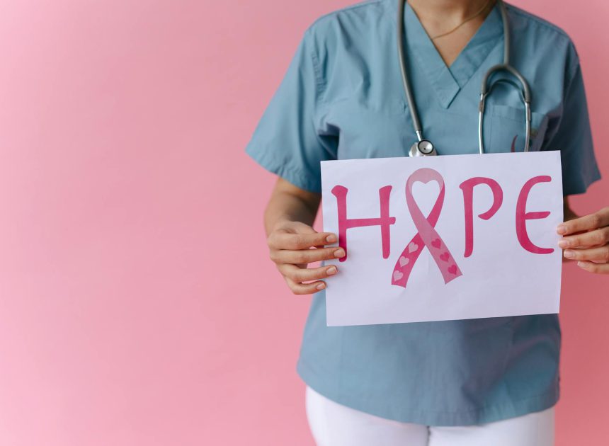 Najnowsze terapie w leczeniu raka piersi – jak poprawiają jakość życia pacjentek?
